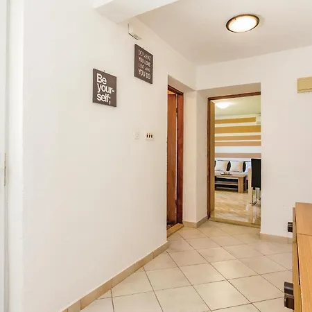 Awesome In Sv,petar U Sumi Apartamento *