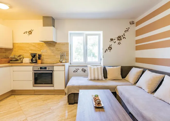 Awesome In Svpetar U Sumi Appartement